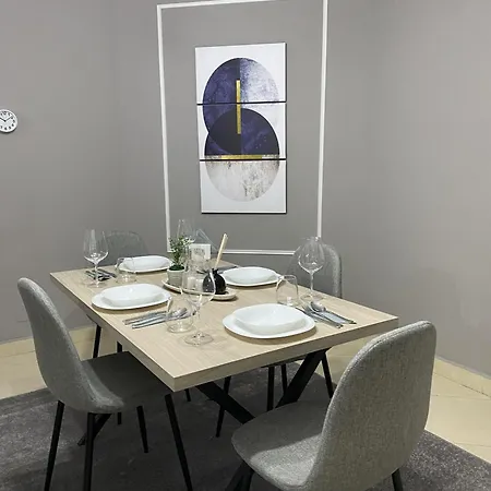 Appartement 2bdr Komuna E Parisit